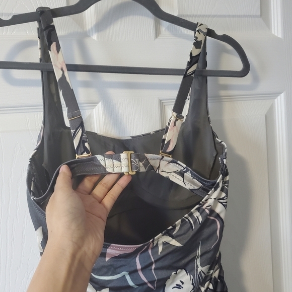 Athleta Aqualuxe Gray Floral Print Ruched Tankini Swim Top - Picture 7 of 10
